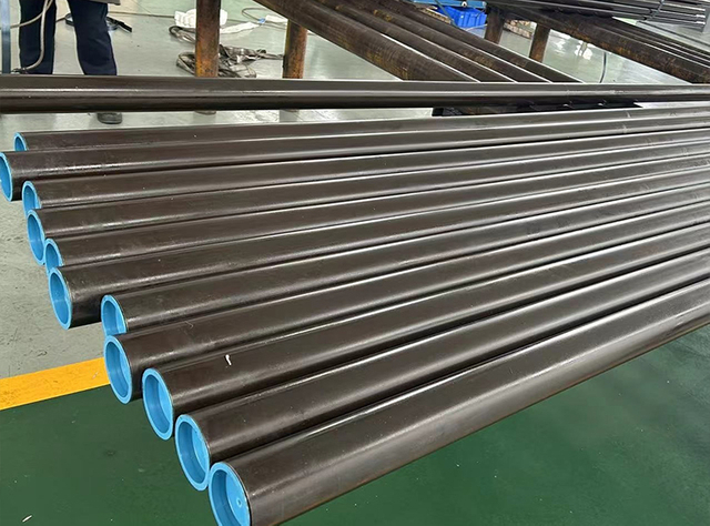 SAE 1045 液压缸用无缝珩磨钢管